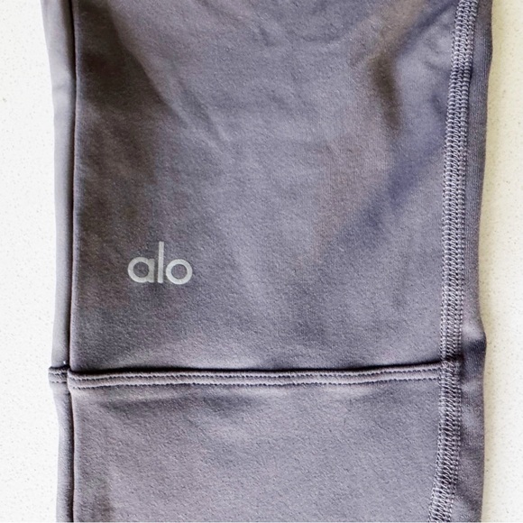 ALO High Waist Cargo Leggings - Picture 6 of 10